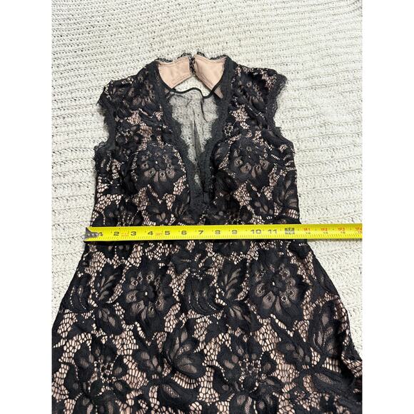 Betsy & Adam Maxi Mermaid Lace Dress Formal Cut Out Back Lined Size 6 Black Nude - Picture 8 of 16
